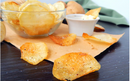Чіпси картопляні з сирним соусом